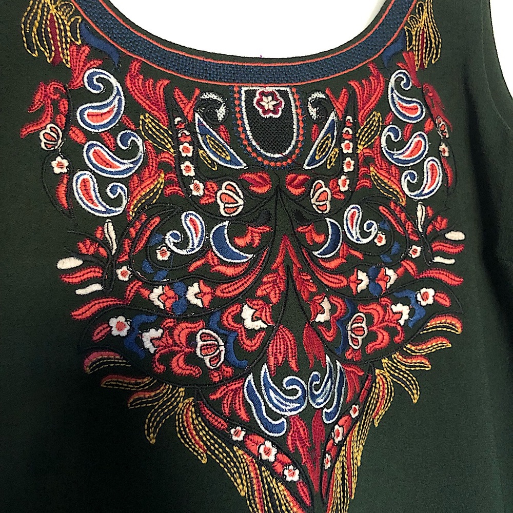 Gianni Bini Embroidered Shift Dress